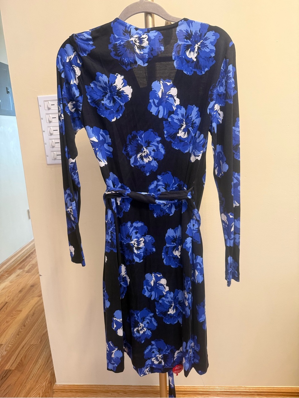 Diane Von Furstenberg Black Wrap Dress with Royal Blue Floral Print - Picture 4 of 4